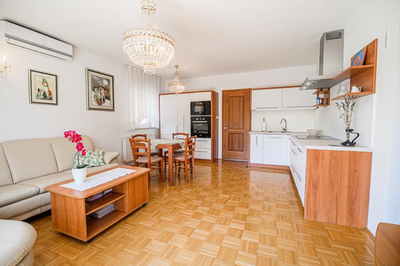 Apartments Vila Lena At Aqualuna Podčetrtek Екстериор снимка